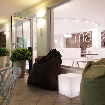 Hotel Aria Di Mare - Bed & Brunch In Centro A リッチョーネ エクステリア 写真